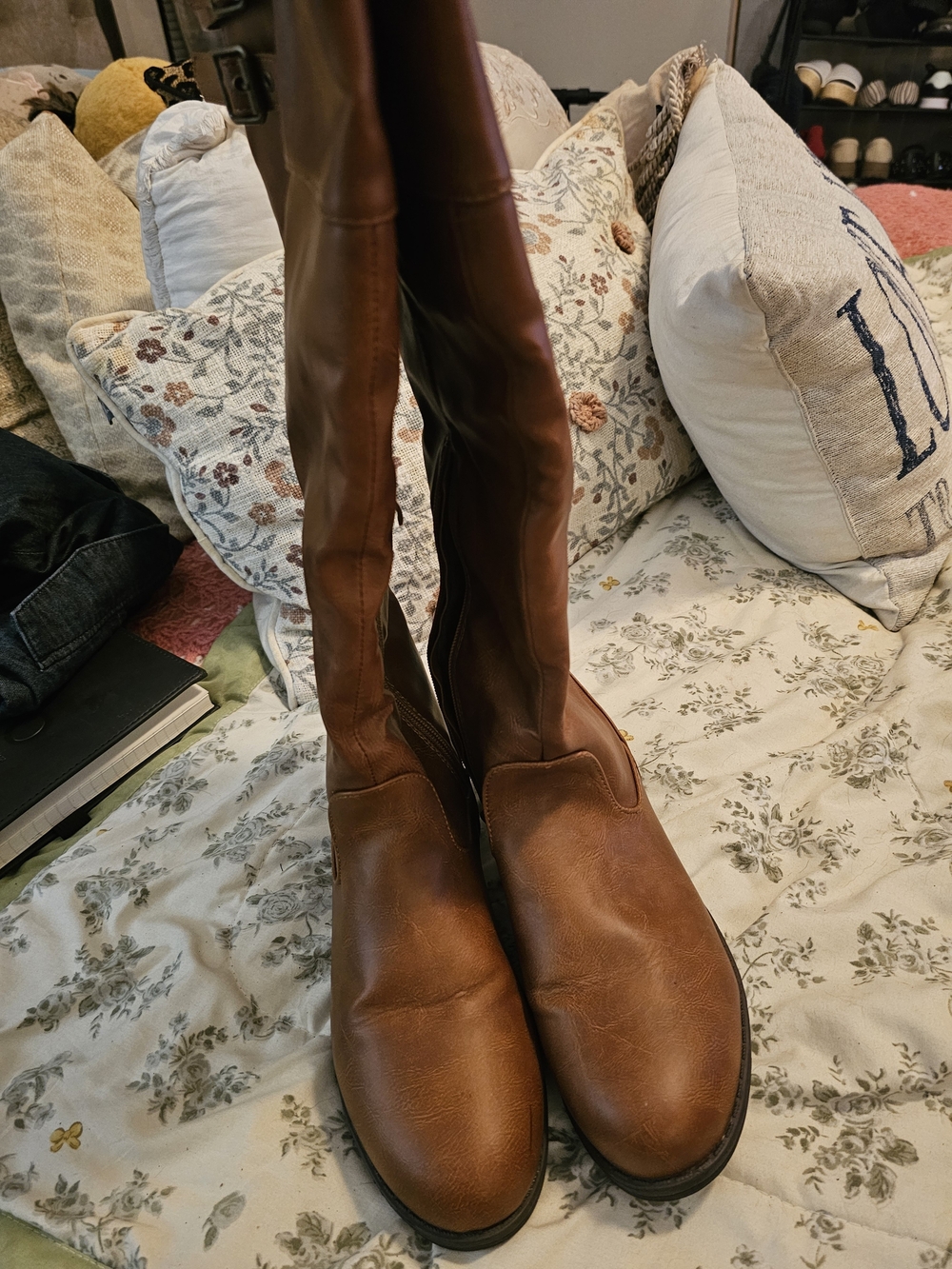 Journee Collection Tori Whitecath Riding Boots Chestnut Brown Size 7.5
